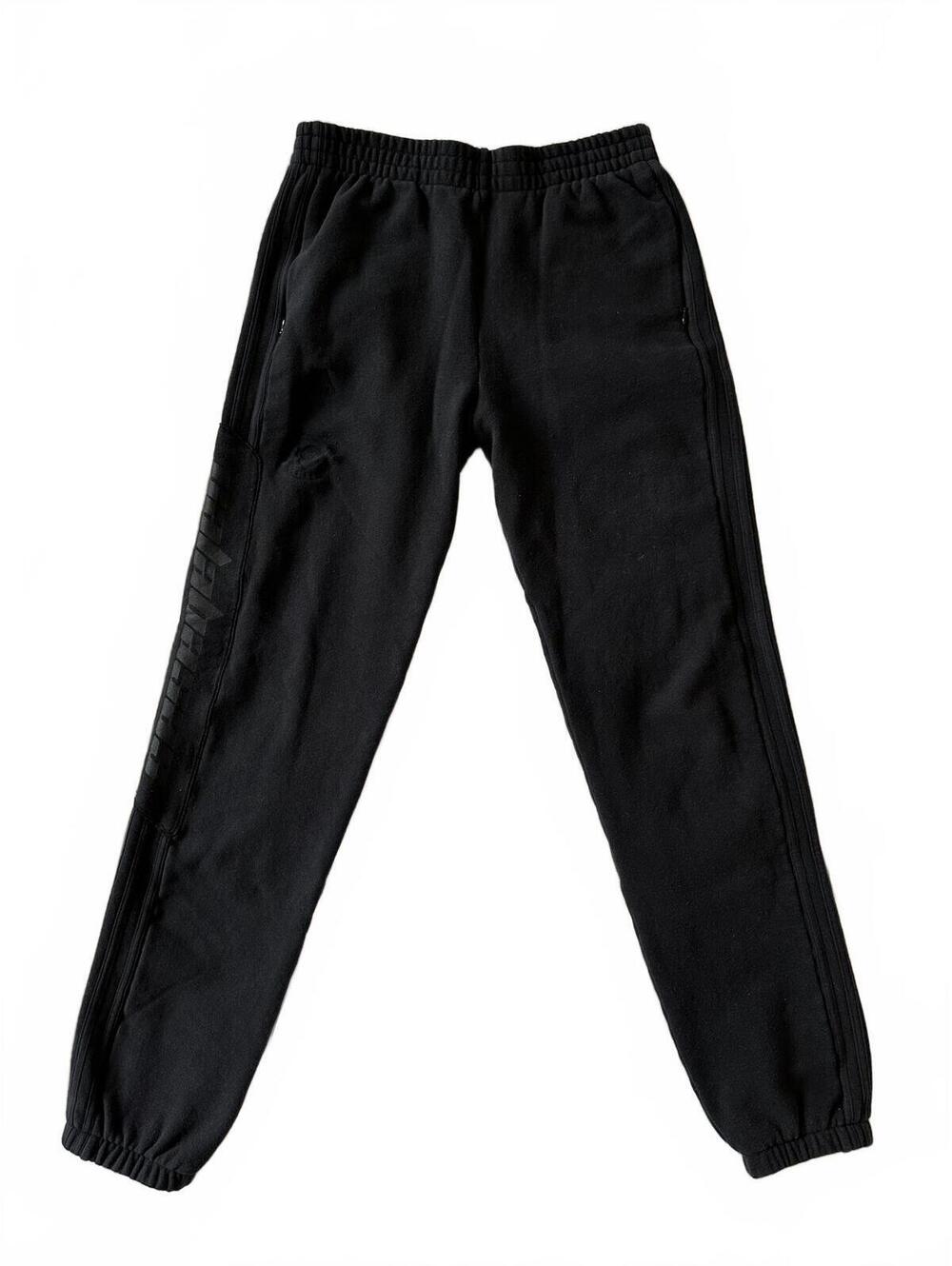 Yeezy Season 5 Calabasas Sweatpants Luna Black